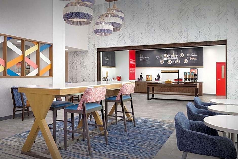 Hampton Inn & Suites Naples South