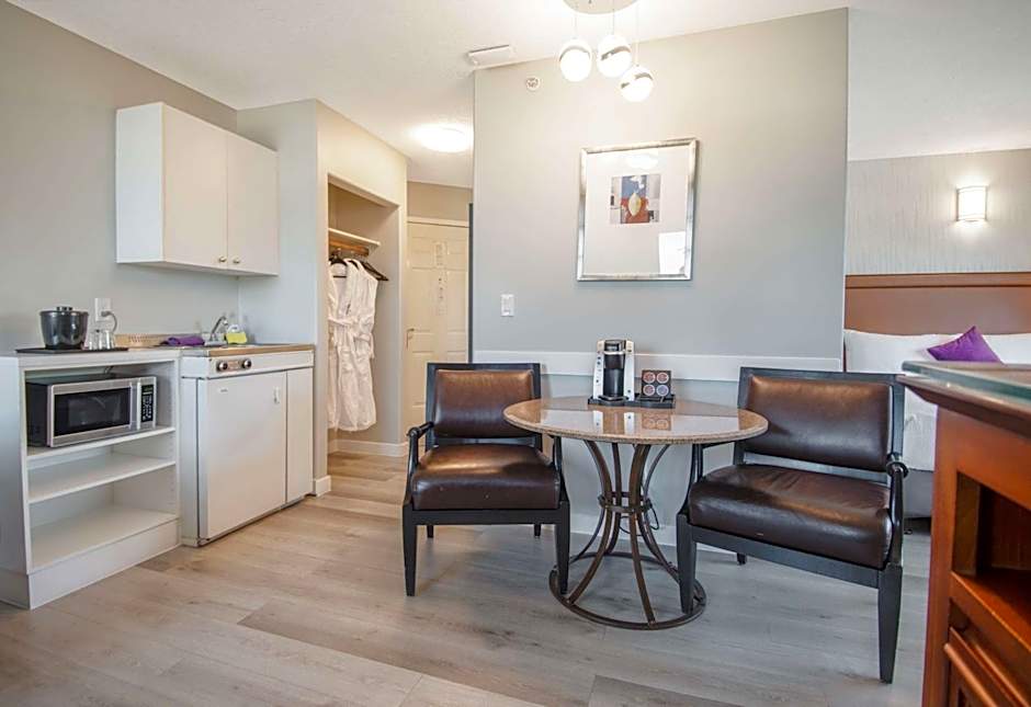 Coast Parksville Hotel