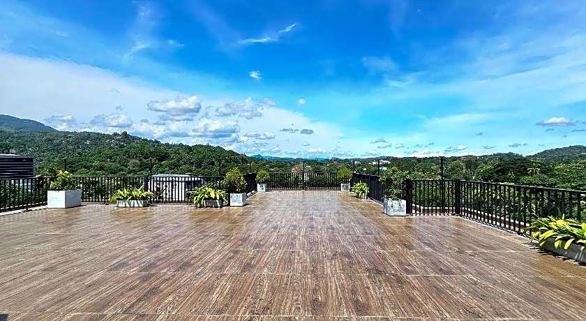 Oak Ray Regency Hotel