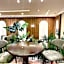 King Suites Hotel