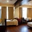 Hotel Metro Heights