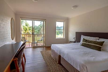 Superior Double or Twin Room with Lake View