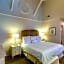 Dauphine Orleans Hotel