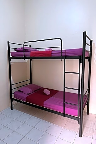 Twin Bunk Bed Room