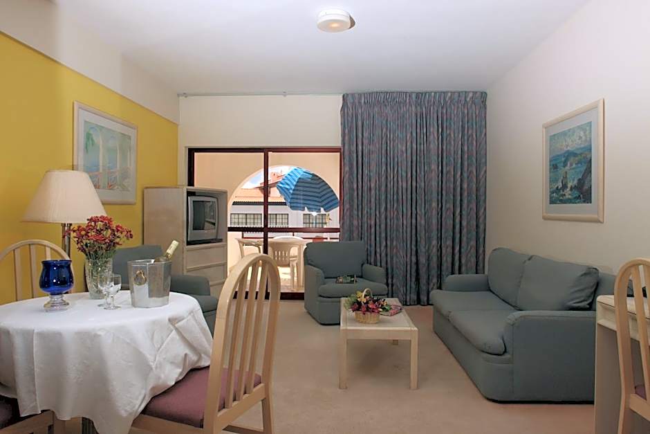 Canico Bay Apartments