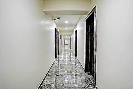 Hotel O Bharti - Inn