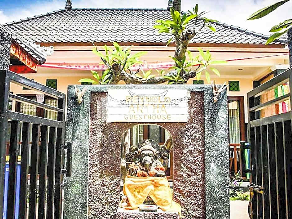 Reynold Artha Guest House RedPartner