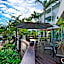 Cairns Sheridan Hotel