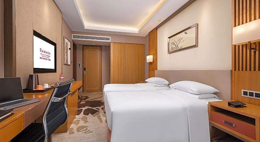 Ramada Plaza By Wyndham Fuzhou South