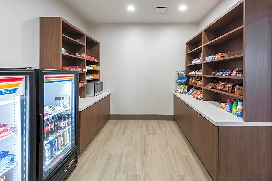 Holiday Inn Express & Suites West Plains Southwest By IHG