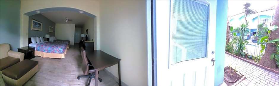 Casa Bella Hotel and Suites