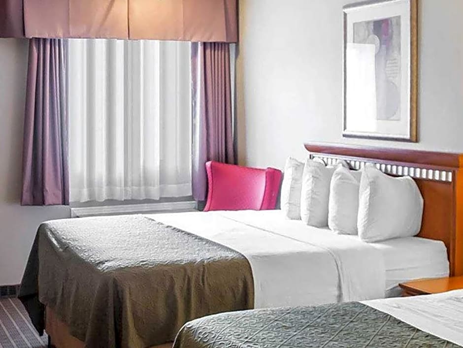 Quality Inn And Suites 1000 Islands