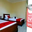 RedDoorz Plus near Stadion Wijaya Kusuma