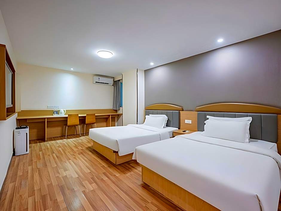 7 Days Inn Wuchang Zhongshan Road Xiaodongmen Metro Station
