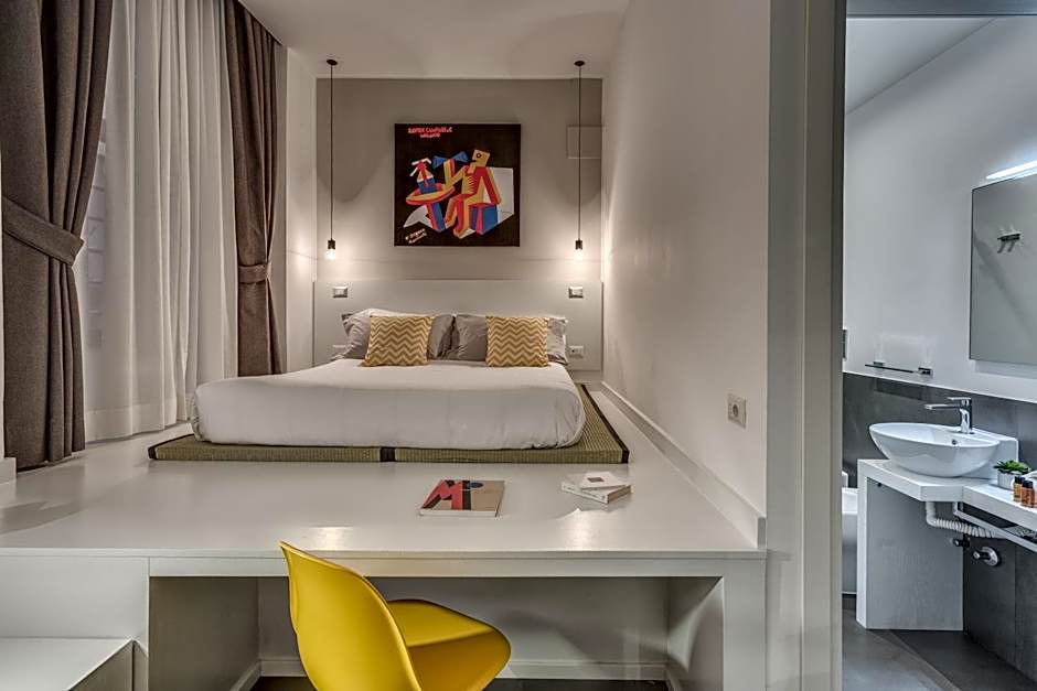 Navona Theatre Hotel