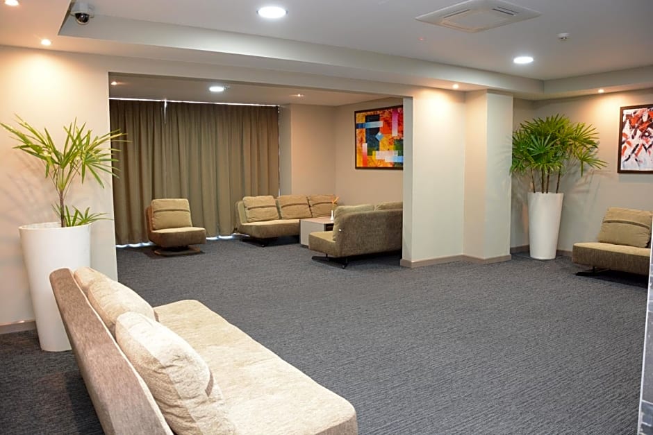 Ratsun Nadi Airport Apartment Hotel