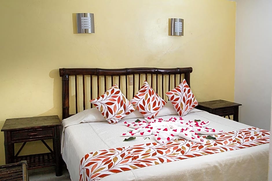 Hotel Zihua Caracol