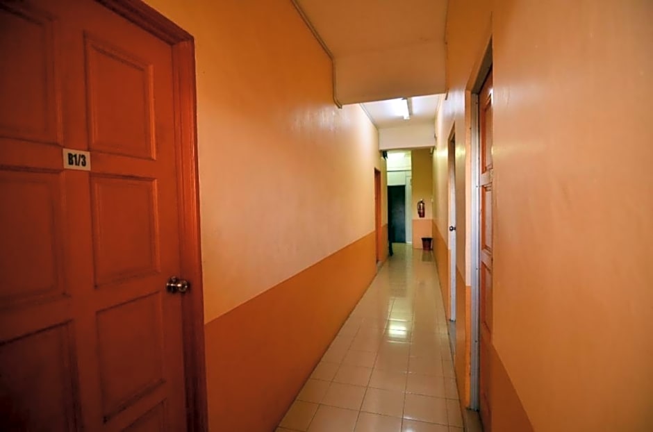 OYO 90593 Hotel Bajet Gaya Warisan