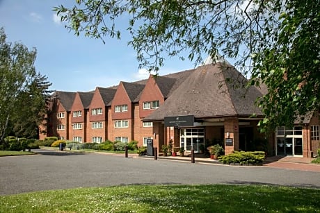 Ashford International Hotel - QHotels