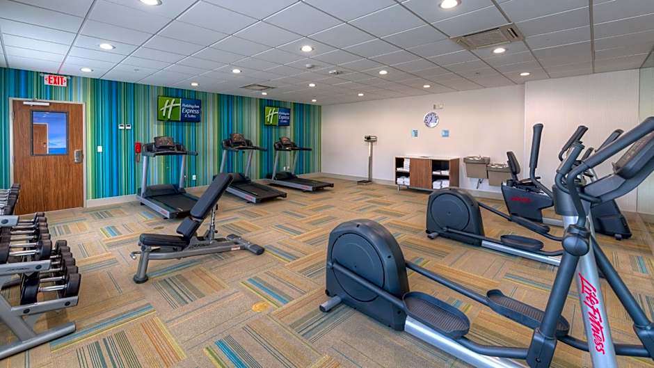 Holiday Inn Express & Suites Tulsa Midtown By IHG