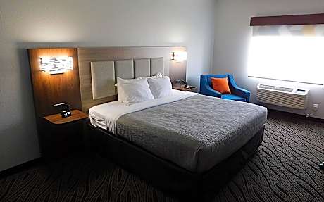 1 King Bed, Nonsmoking