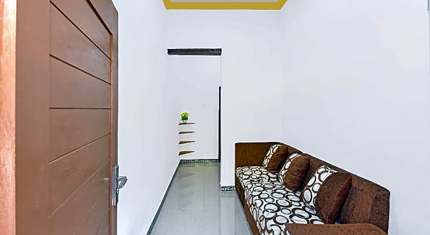 Hotel O Homestay Antara