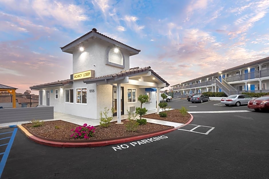 Days Inn by Wyndham Arroyo Grande/Pismo Beach