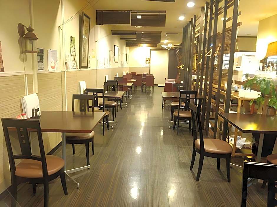 Green Rich Hotel Tosu Ekimae