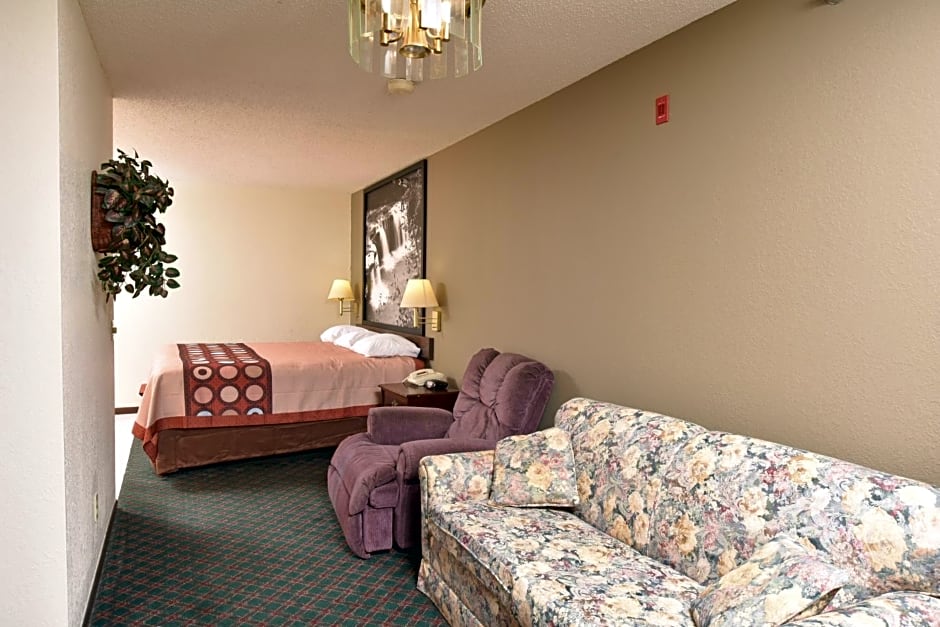 Super 8 by Wyndham Springfield-Battlefield