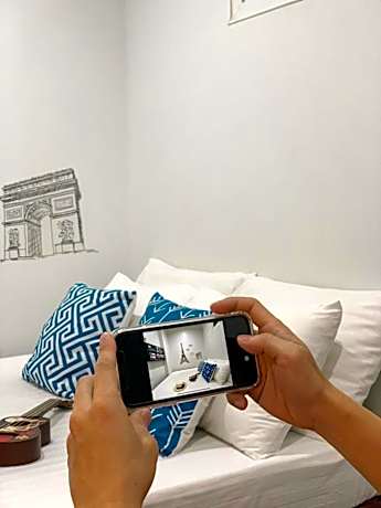 Queen Room with Shared Bathroom