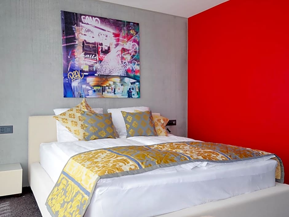 Hotel Swiss Star