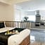 196 Bishopsgate Apartments by DMONTRIO