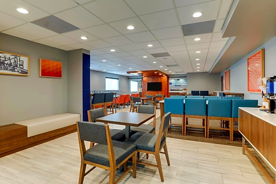 Holiday Inn Express Kenner - New Orleans Airport, an IHG Hotel