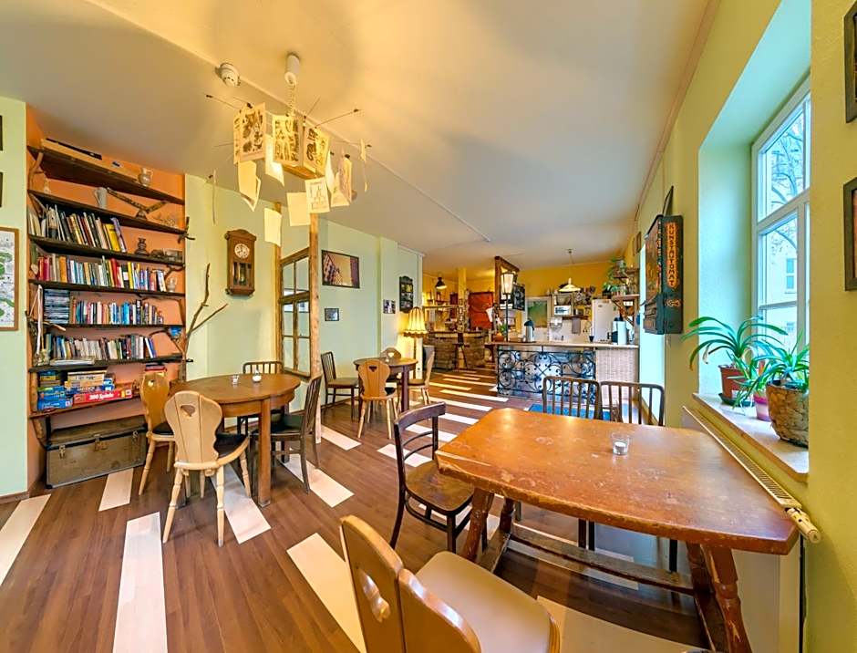 Labyrinth Hostel Weimar