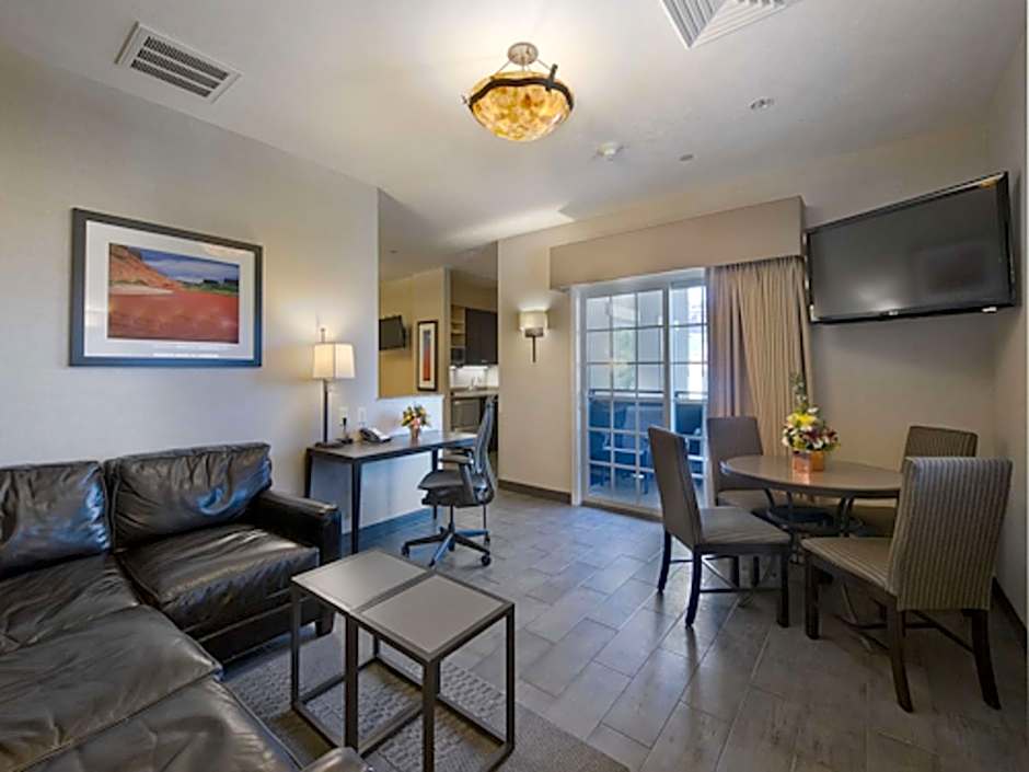Best Western Plus Canyonlands Inn