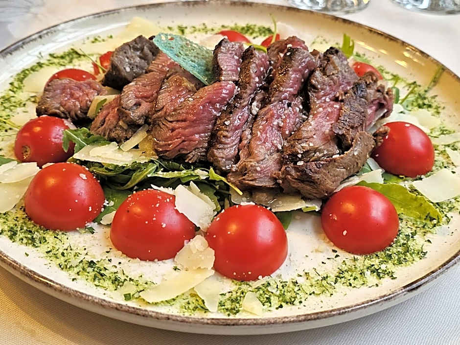 The Elite - Oradea's Legendary Hotel