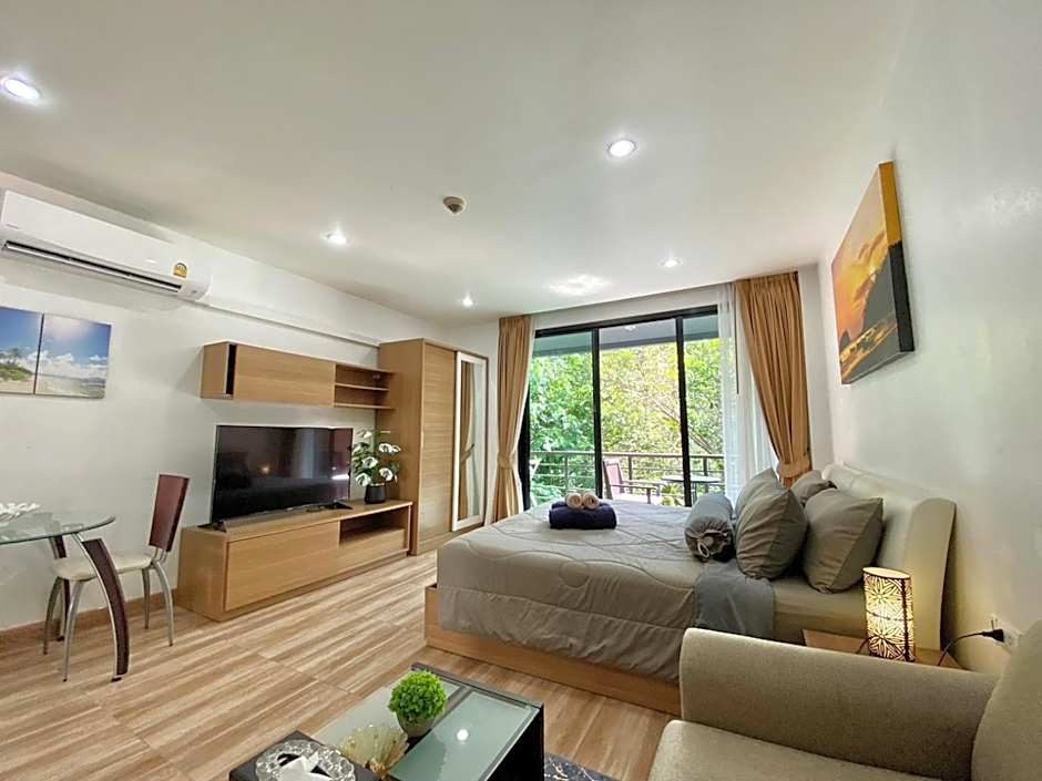 Patong - The Unity Seaview & Mountain Residence