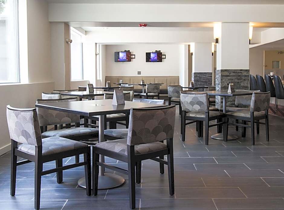 Holiday Inn Victorville By IHG
