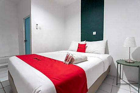 RedDoorz @ Sani Guest House Balikpapan