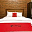 RedDoorz near AMIKOM Yogyakarta 2