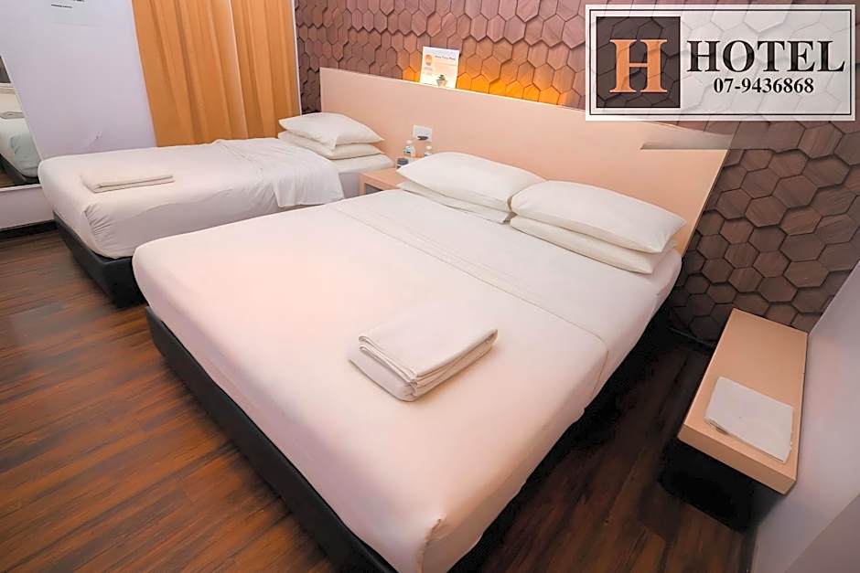 H hotel