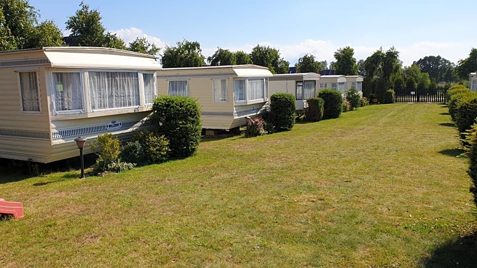 Domki Letniskowe BURSZTYNEK