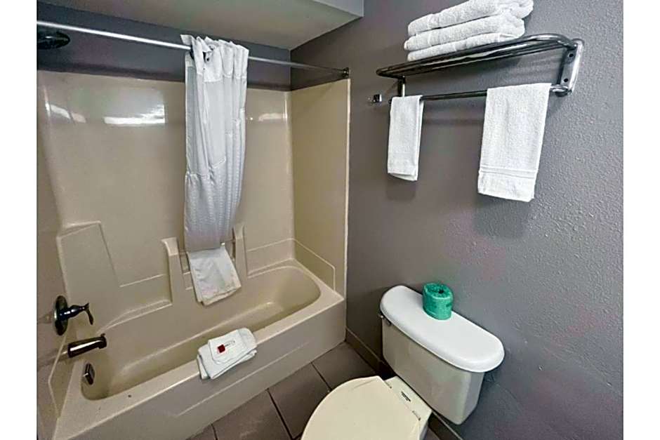 Studio 6 Elkhart, IN