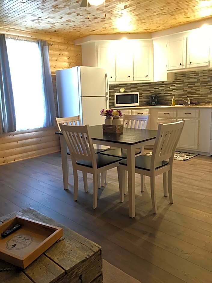 Raleigh Rooms & Taylor's Crafts