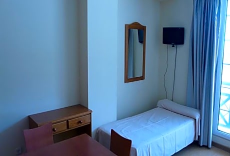 STUDY 4/5 (5 ADULTS)