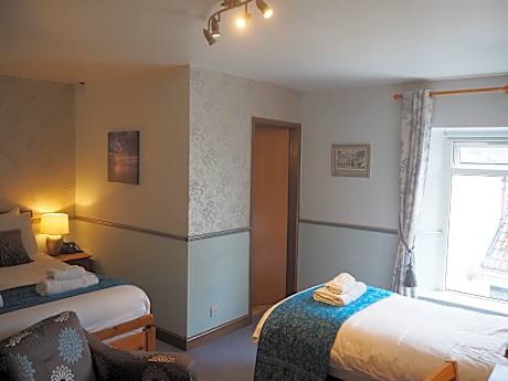 King-Double or Twin-Ensuite