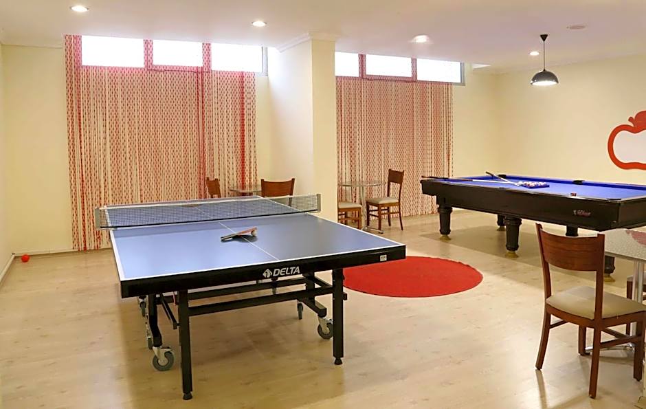 Club Karakas Apart Otel