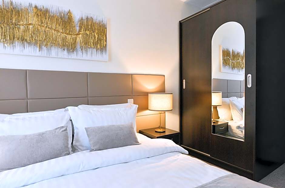 Art Plaza Hotel