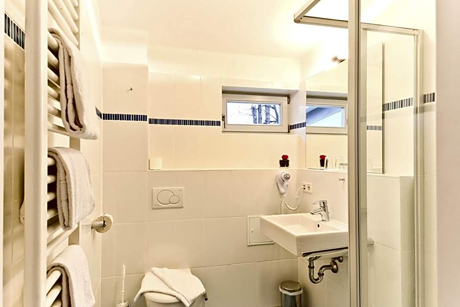 Empress Boutique Hotel