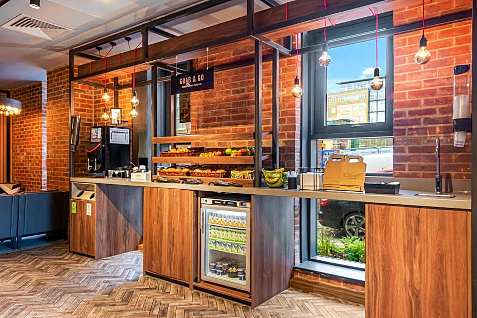 Roomzzz Newcastle City